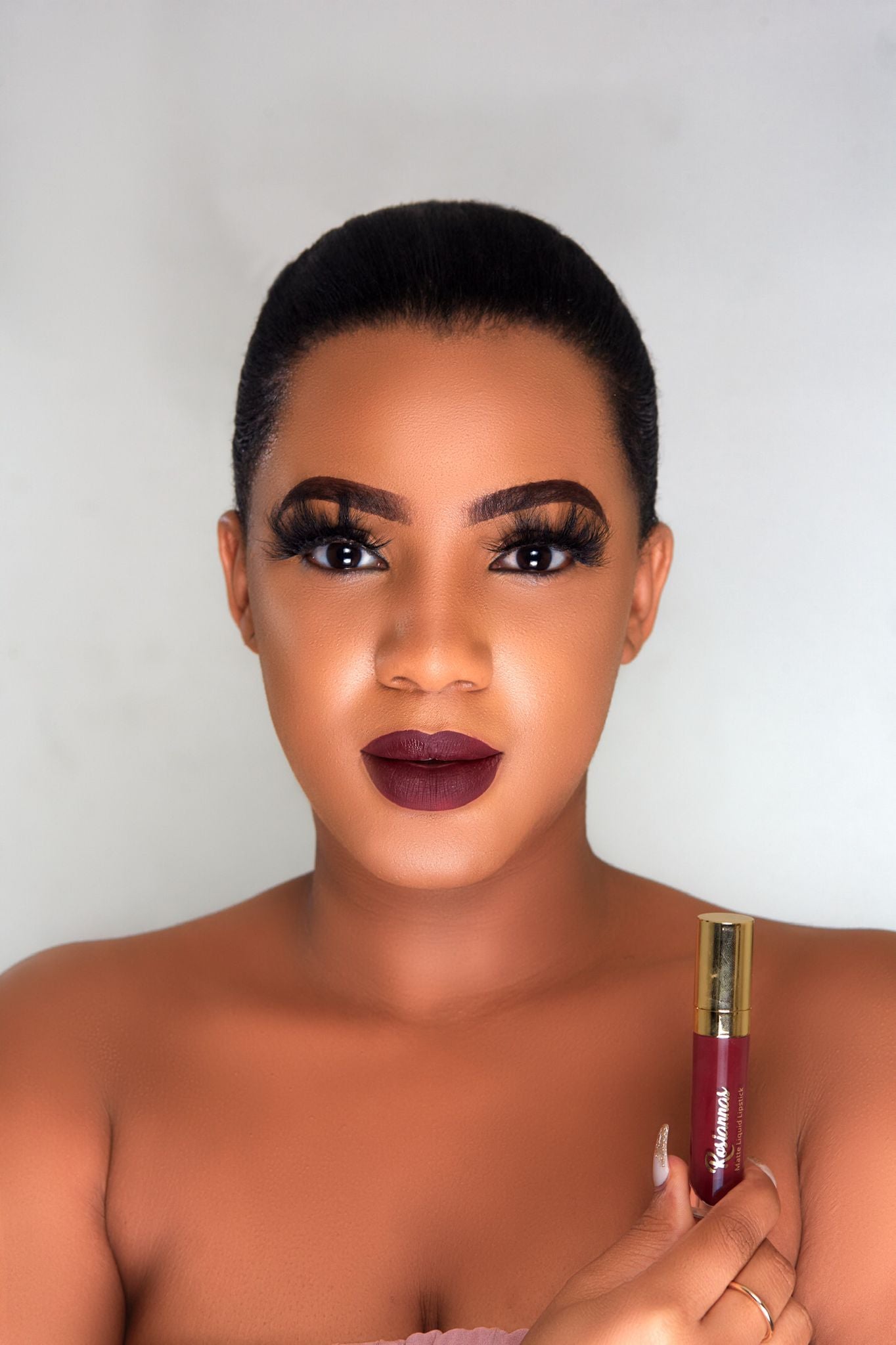 MATTE LIQUID LIPSTICK: - Rosiannas Cosmetics